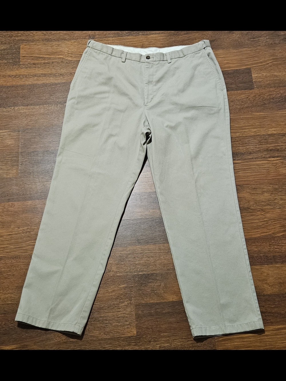 HAGGAR BLACK LABEL mens dress pants SIZE 40x30 COLOR KHAKI CTD